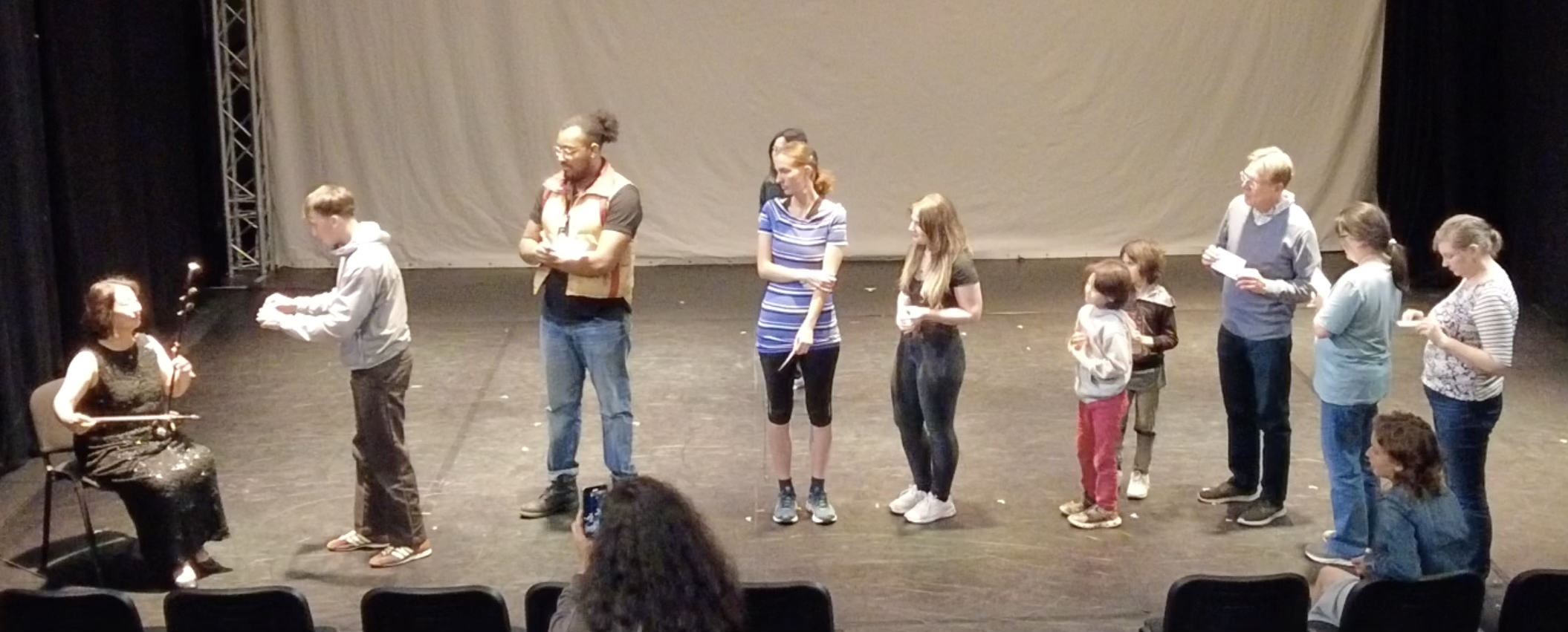 Erhu remix live at Edinburgh Festival Fringe 2024